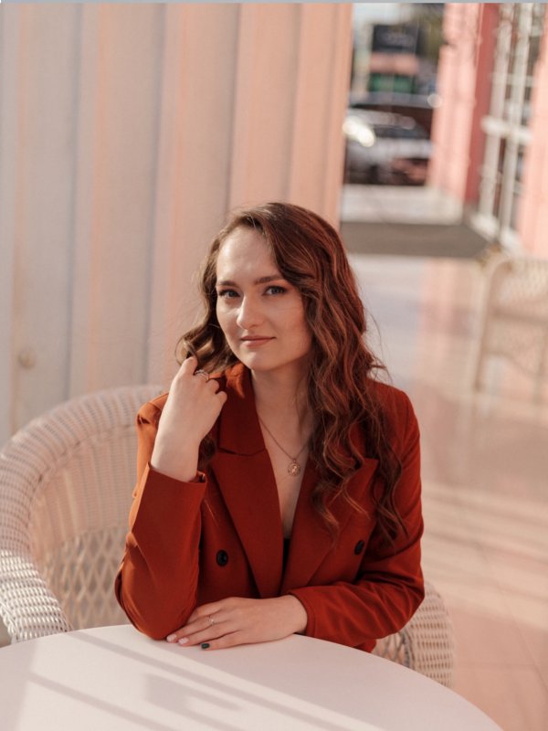 Ульяна Евгеньевна Толокнова.